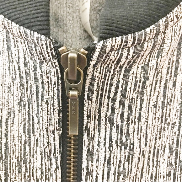 Manduka Yoga Bomber Jacket Sz S - Picture 8 of 8